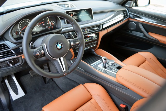 2015 BMW X6 M