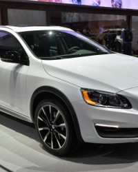 2015 Volvo V60 Cross Country